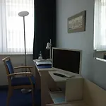 Lex Szálloda